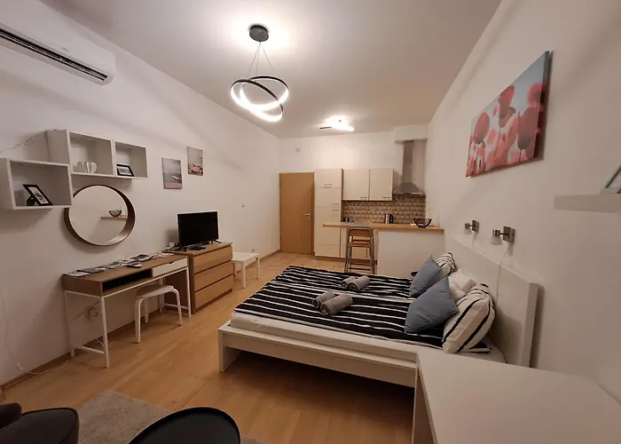 Central Belvedere Apartman
